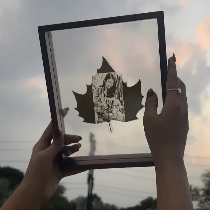 Custom Leaf Photo Frame – Personalized Artistic Memory Frame