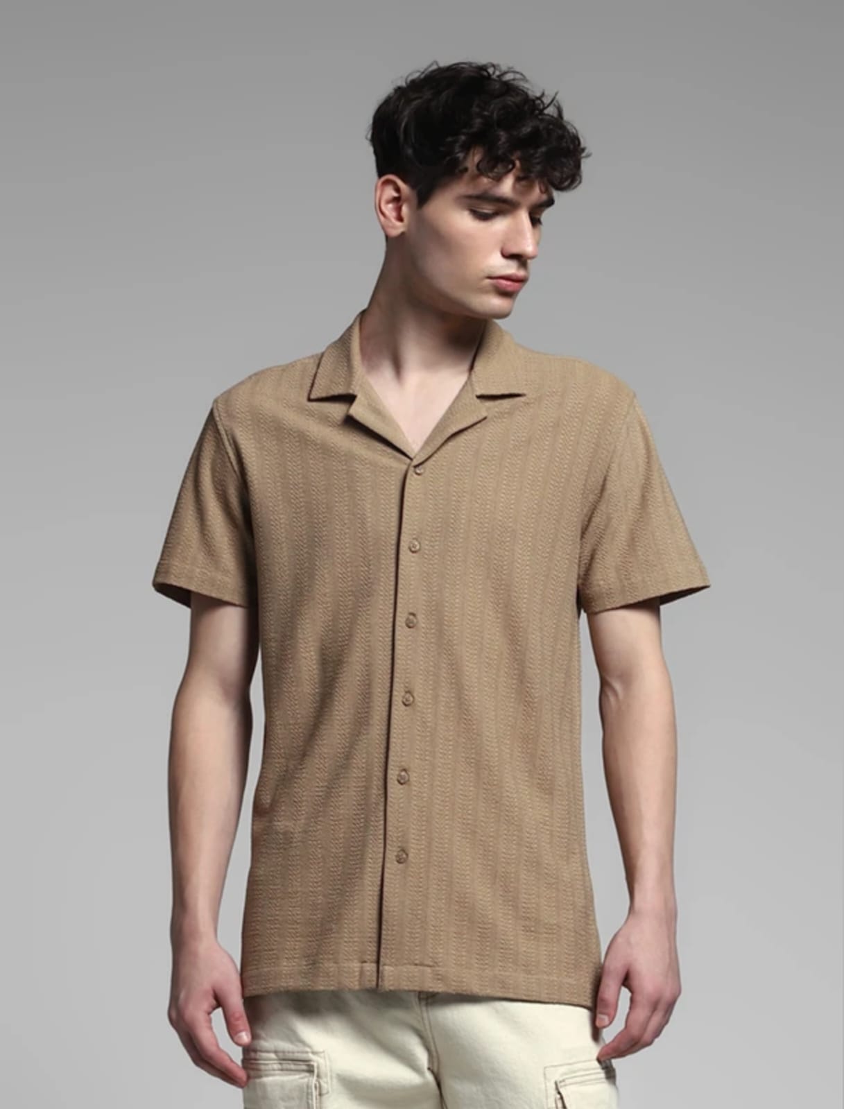 short sleeve shirt